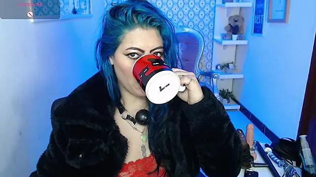 scarleth blue online show from 01-29-25, 09:23