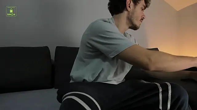 Perry Knight online show from 11-10-25, 06:01