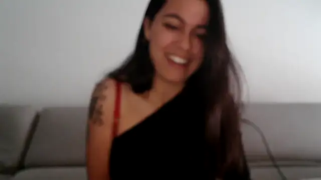 Snapshot of AmaraBella69 chatting on 12-19-24, 10:34 AmaraBella69 online show from 12-19-24, 10:34