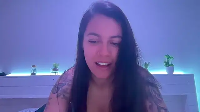 Snapshot of AmaraBella69 chatting on 02-23-25, 11:04 AmaraBella69 online show from 02-23-25, 11:04