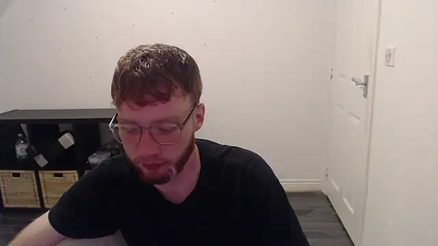 Snapshot of PrettyGinger chatting on 12-05-24, 05:06 PrettyGinger online show from 12-05-24, 05:06