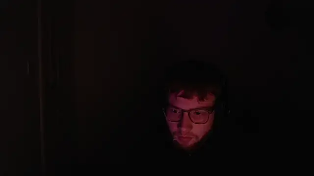 Snapshot of PrettyGinger chatting on 12-24-24, 09:00 PrettyGinger online show from 12-24-24, 09:00