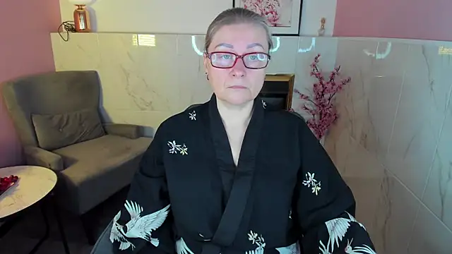 AlexandraKind online show from 11-23-25, 01:44