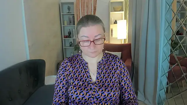 AlexandraKind online show from 01-10-26, 01:35