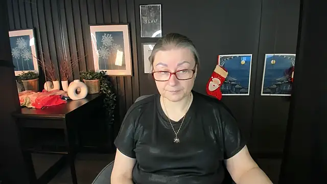 AlexandraKind online show from 01-15-26, 01:26