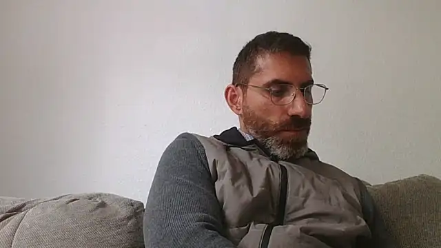 alcatraz009 online show from 10-21-25, 10:49