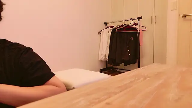 undo-busoku69 online show from 09-11-25, 04:07