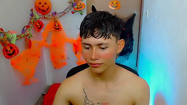 tanjiro cute online show from 11-06-25, 10:16