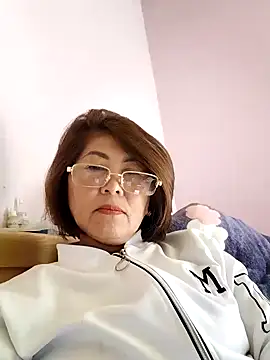 Baby-tits2024 online show from 01-31-25, 06:24