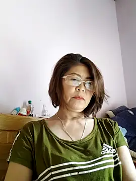 Baby-tits2024 online show from 02-21-25, 05:35