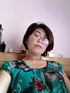 Baby-tits2024 online show from 09-11-25, 06:35