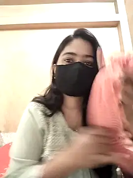 Snapshot of Magical_Girl- chatting on 12-21-25, 04:08 Magical Girl- online show from 12-21-25, 04:08