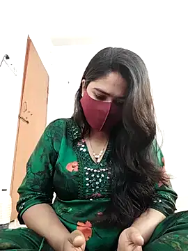 Snapshot of Magical_Girl- chatting on 02-19-26, 03:57 Magical Girl- online show from 02-19-26, 03:57