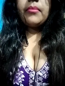 Snapshot of Love-Veronica chatting on 02-23-26, 01:19 Love-Veronica online show from 02-23-26, 01:19