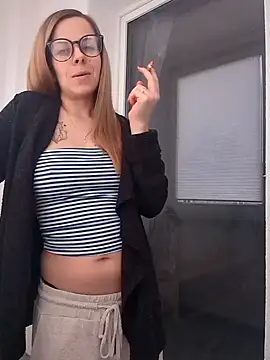 Snapshot of TerrasWildlife chatting on 02-14-25, 04:31 TerrasWildlife online show from 02-14-25, 04:31