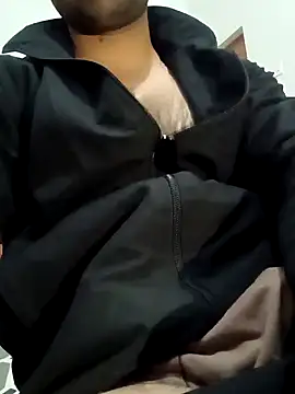 Snapshot of smartboy010101 chatting on 02-10-25, 01:33 smartboy010101 online show from 02-10-25, 01:33