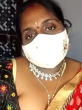 Sexy Radhikaa online show from 03-18-25, 07:30