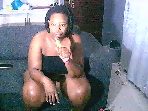 curvyloneah75 online show from 12-07-24, 07:10