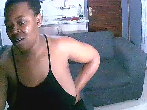 curvyloneah75 online show from 12-11-24, 08:39