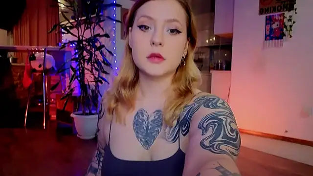 LinaQik online show from 11-02-25, 05:37