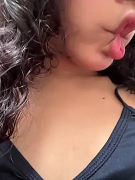 ChantalHans online show from 02-15-26, 06:04