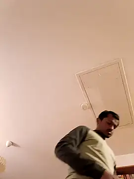 Snapshot of Choco_brownie23 chatting on 03-23-25, 02:04 Choco brownie23 online show from 03-23-25, 02:04