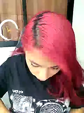 Snapshot of Naomy_veracruz_ chatting on 01-22-25, 01:32 Naomy veracruz online show from 01-22-25, 01:32