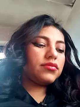 Snapshot of Naomy_veracruz_ chatting on 11-02-25, 12:18 Naomy veracruz online show from 11-02-25, 12:18