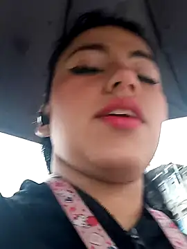 Snapshot of Naomy_veracruz_ chatting on 11-06-25, 01:12 Naomy veracruz online show from 11-06-25, 01:12