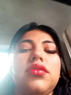 Snapshot of Naomy_veracruz_ chatting on 11-11-25, 12:49 Naomy veracruz online show from 11-11-25, 12:49