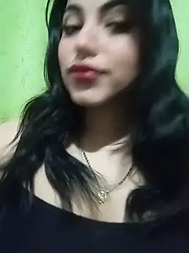 Snapshot of Naomy_veracruz_ chatting on 11-19-25, 12:27 Naomy veracruz online show from 11-19-25, 12:27