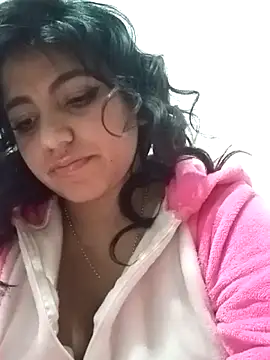 Naomy veracruz  online show from 12-21-25, 02:41