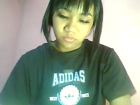 Snapshot of Fariana01 chatting on 12-08-24, 03:10 Fariana01 online show from 12-08-24, 03:10