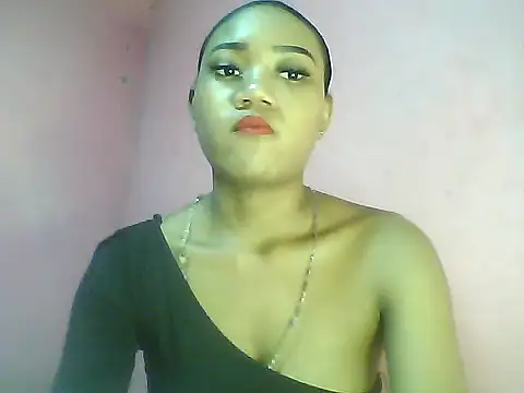 Fariana01 online show from 12-10-24, 11:19