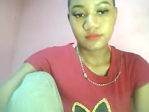 Snapshot of Fariana01 chatting on 12-16-24, 01:31 Fariana01 online show from 12-16-24, 01:31