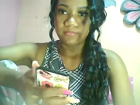 Snapshot of Fariana01 chatting on 01-06-25, 01:53 Fariana01 online show from 01-06-25, 01:53