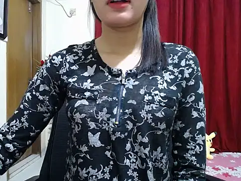 Snapshot of taisina chatting on 03-11-25, 11:59 taisina online show from 03-11-25, 11:59