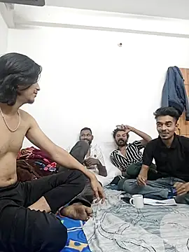 Snapshot of 0816parsii chatting on 02-18-25, 02:06 0816parsii online show from 02-18-25, 02:06