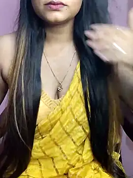 Snapshot of SANIYA-89 chatting on 10-09-25, 12:36 SANIYA-89 online show from 10-09-25, 12:36