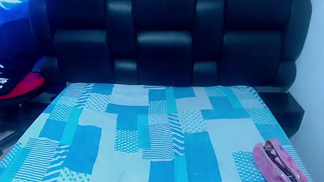 XxMiaSexxyHotxX online show from 10-15-25, 02:39