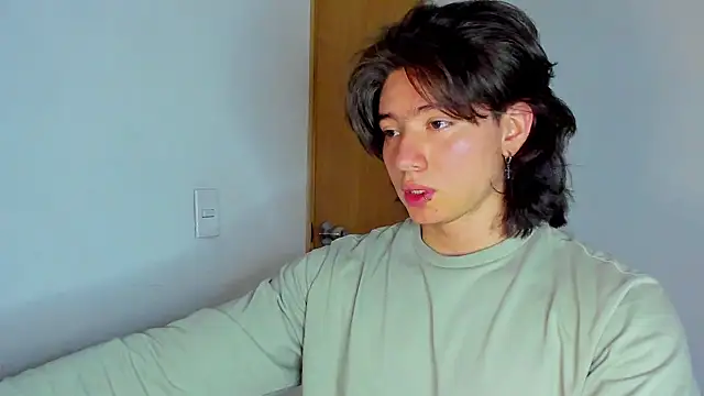 Snapshot of AngelBennet_ chatting on 11-14-25, 10:40 AngelBennet online show from 11-14-25, 10:40