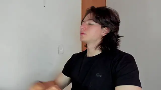 Snapshot of AngelBennet_ chatting on 11-21-25, 04:38 AngelBennet online show from 11-21-25, 04:38