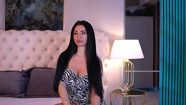 IsabelleHunt online show from 01-17-25, 05:42