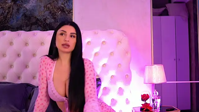 IsabelleHunt online show from 03-05-25, 06:01