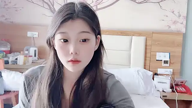 Snapshot of yangyang-1115 chatting on 02-10-25, 05:36 yangyang-1115 online show from 02-10-25, 05:36