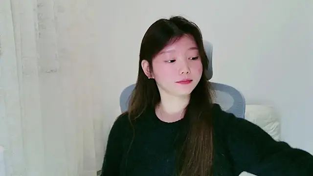 Snapshot of yangyang-1115 chatting on 11-07-25, 04:45 yangyang-1115 online show from 11-07-25, 04:45