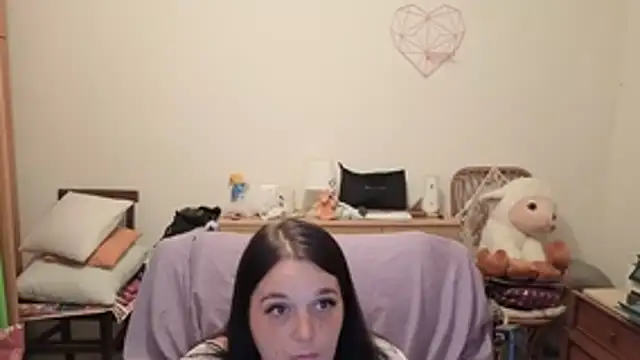 butterflyass900 online show from 11-26-25, 10:22