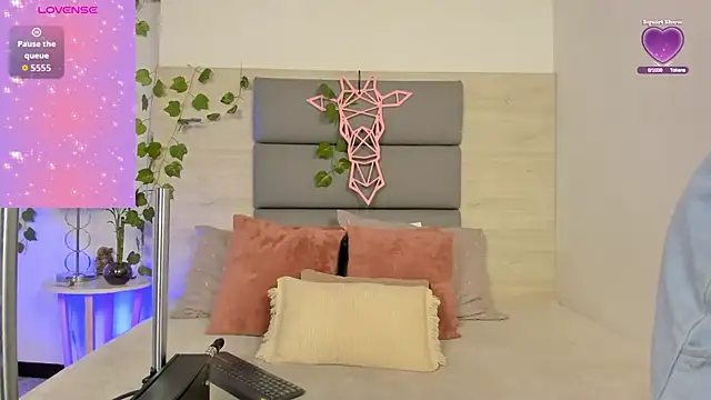 AshleyHill2 online show from 11-28-25, 03:42