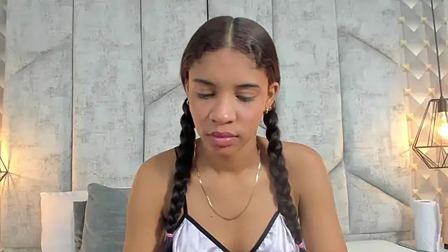 AshleyHill2 online show from 02-03-26, 06:22