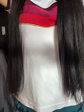 Snapshot of Velyn_18 chatting on 02-11-26, 05:18 Velyn 18 online show from 02-11-26, 05:18